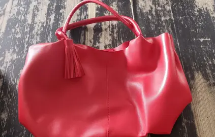 Sac à main rouge
