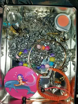 Boite Divers Bagues, Colliers, Bracelets