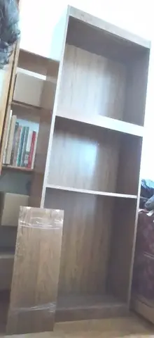 Bibliothèque bois marron foncé