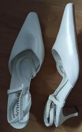 Chaussures Blanches talon T39