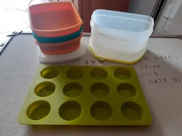 Boîtes tupperware