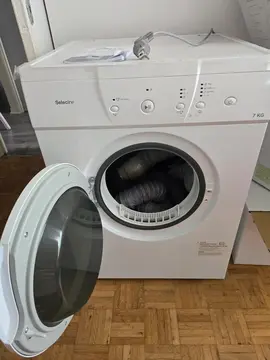 sèche linge et meuble chaussures 3