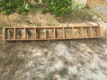 étagère en bois