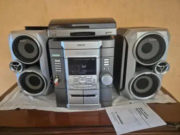 chaine mini hi-fi Sony de 2002
