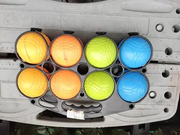 Jeu de pétanque en plastique