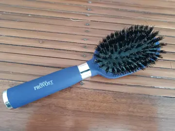 brosse a cheveu