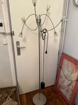 Lampe à pied IKEA