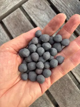 billes de minerai de fer. qprovenance Kiruna Suède