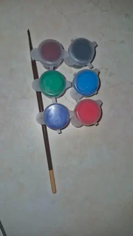 peinture + pinceau pour enfant