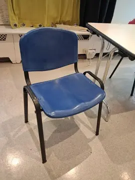 Don de mobilier bureau dans le 20ème à Paris