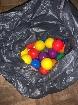 sacs de balles neuves