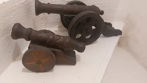 canons anciens bois