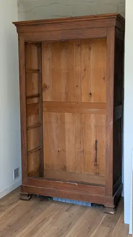 grande armoire sans porte