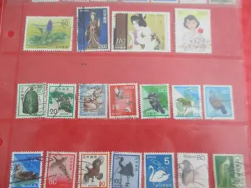 18 timbres oblitérés du Japon
