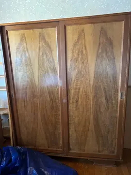 armoire, art déco en ronce de noyer.