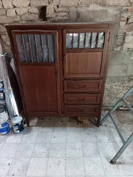 petite armoire en bois