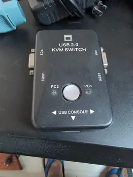 kvm vga et usb