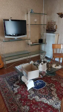 Meuble étagères en verre