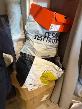 lot vêtement et chaussures