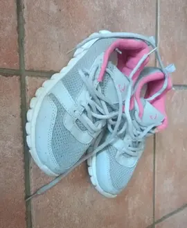 paire baskets 33