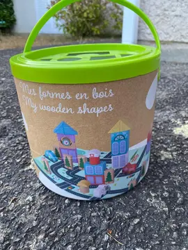 Jeux enfant formes à encastrer