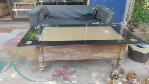 Donne canapé pour terrasse plus table basse