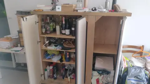 Donne gros meuble de stockage