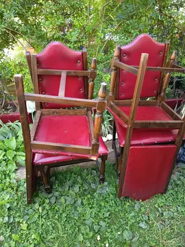 donne chaises