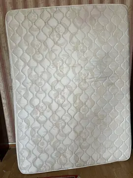 donne matelas plus sommier bon état