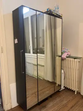 armoire à ouvertures par les côtés