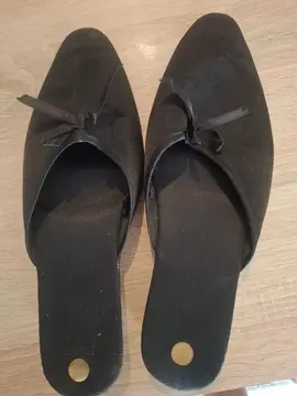 chausson satin noir