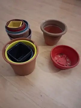 pots