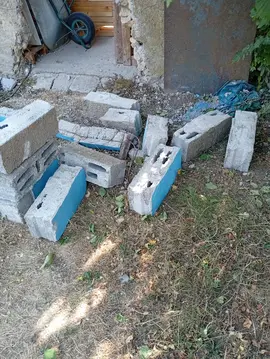 Blocs de béton suite démolition dépendance