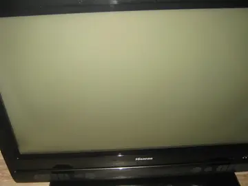 vieux poste television Hisense
