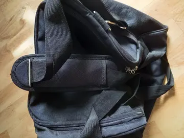 grand sac noir à bandoulières