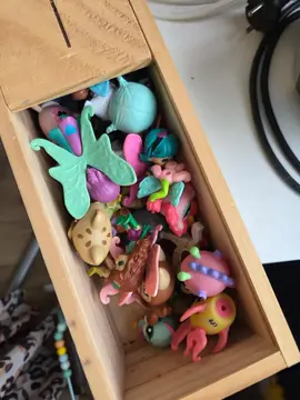 lot jeux, peluches, chaussures