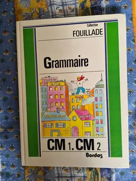 livre d'école français/grammaire CM1/CM2