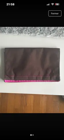 pochette de voyage