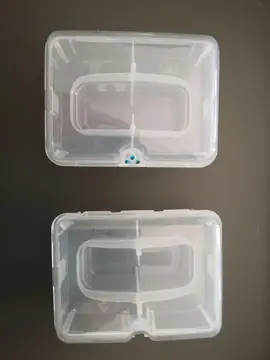 2 boîtes de stérilisation rangement TÉTINES MAM