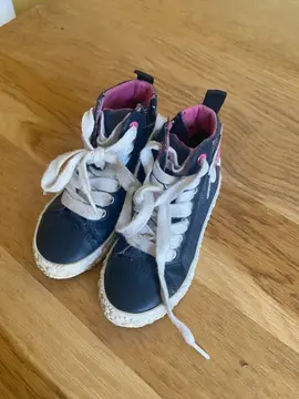 Chaussures enfant pointure 23