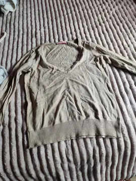 pull marron crème