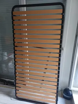 Donne sommier 90cm sur 190cm