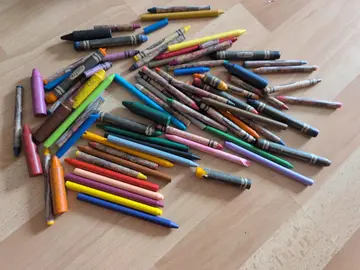 Lot de crayons gras
