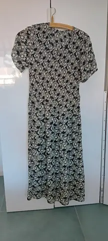 robe noire et creme