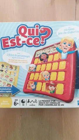 Jeu "Qui est-ce ?" avec un jeu de feuilles "super-héros"