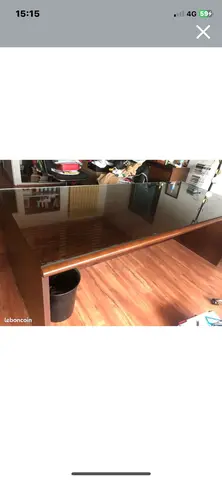 bureau avec vitre de protection longueur 2,00 m largeur 0,85+ rangement à roulettes