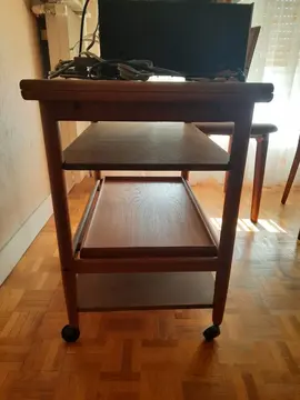 Table roulante en bois (teck)