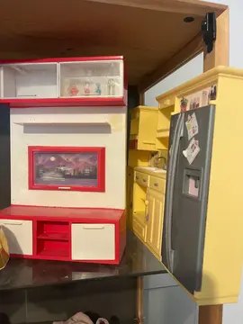 lot jouet barbie ou poupée