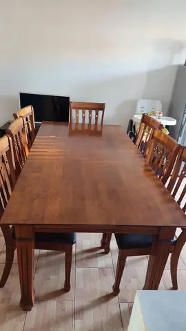 Table de maison à offrir