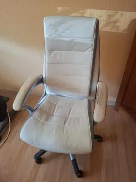 Fauteuil à roulettes